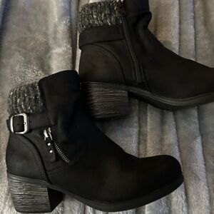 Croft & Barrow Black Ankle Boots with Knit Cuff